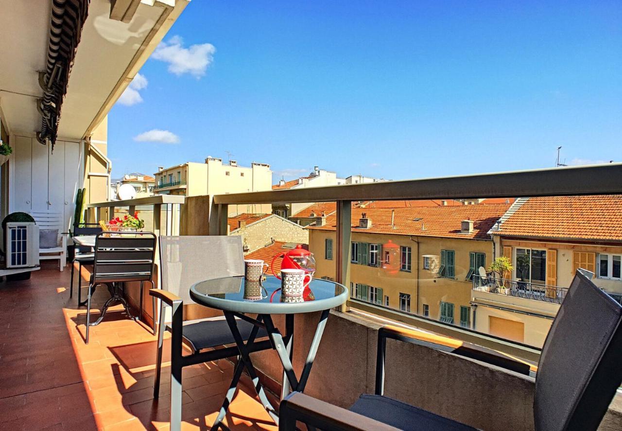 Nestor&jeeves - La Nissarde Terrasse - Center Nizza